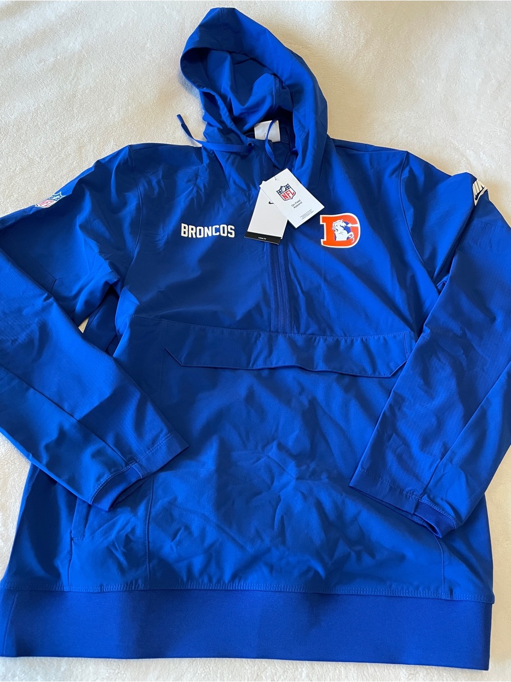 NWT Nike NFL Denver Broncos Team Issued Anorak Half-Zip Hooded Jacket Sz M